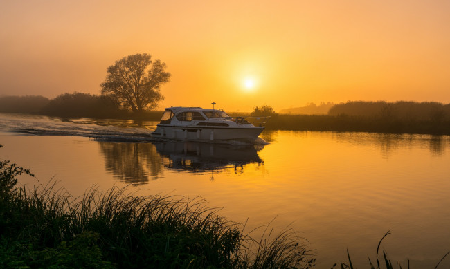Обои картинки фото корабли, Яхты, рассвет