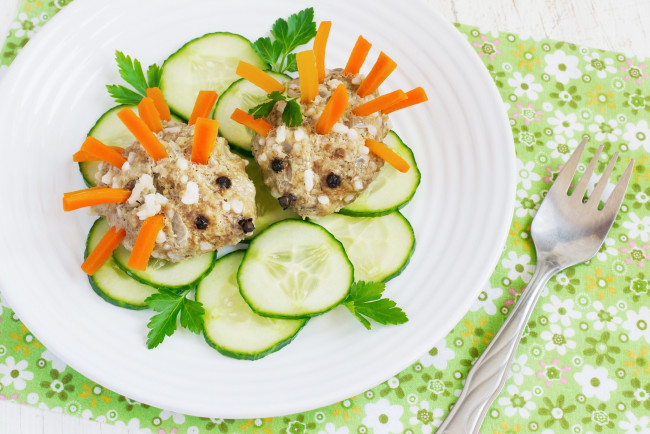 Обои картинки фото еда, салаты,  закуски, стол