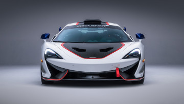 обоя mclaren 570s gt4-mso x no8 white red and blue accents 2018, автомобили, mclaren, 570s, gt4-mso, x, no8, white, red, blue, accents, 2018