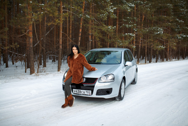 Обои картинки фото автомобили, -авто с девушками, volkswagen, golf