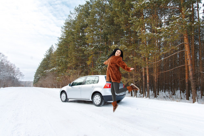 Обои картинки фото автомобили, -авто с девушками, volkswagen, golf