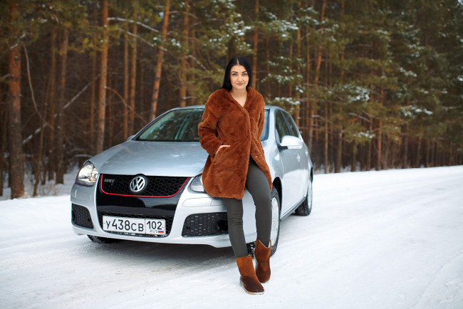 Обои картинки фото автомобили, -авто с девушками, volkswagen, golf