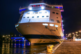 Картинка корабли лайнеры круиз лайнер