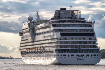 Картинка корабли лайнеры круиз лайнер