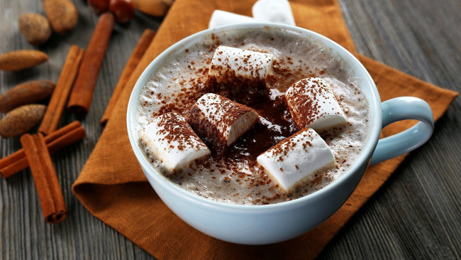 Обои картинки фото еда, кофе,  кофейные зёрна, маршмеллоу, пенка