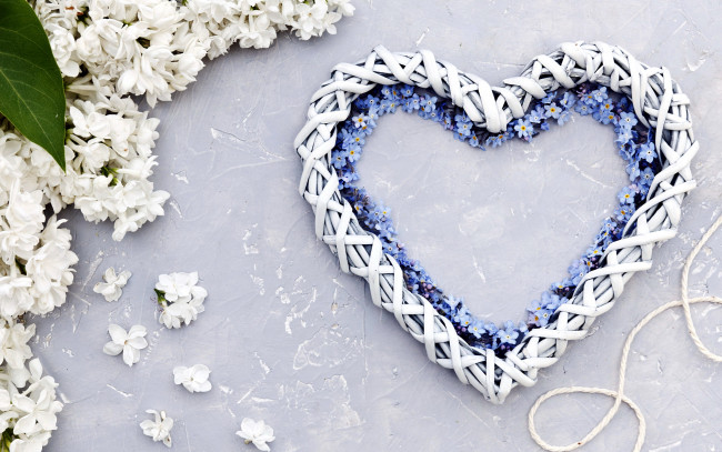 Обои картинки фото праздничные, день святого валентина,  сердечки,  любовь, незабудки, сердце, сирень