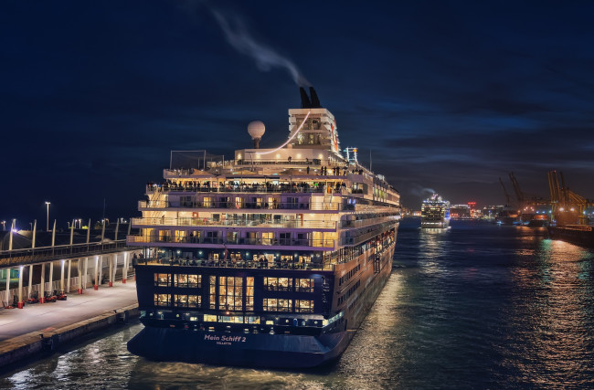 Обои картинки фото корабли, лайнеры, лайнер, круиз