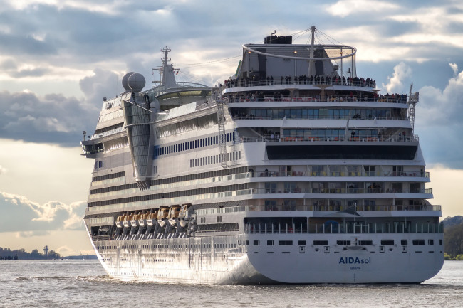 Обои картинки фото корабли, лайнеры, круиз, лайнер