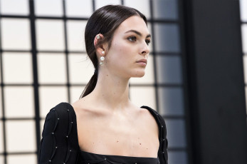 Картинка vittoria+ceretti девушки -+брюнетки +шатенки брюнетка лицо