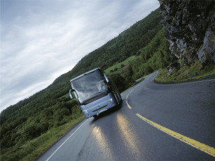 Картинка автомобили автобусы