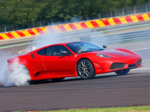 обоя автомобили, ferrari