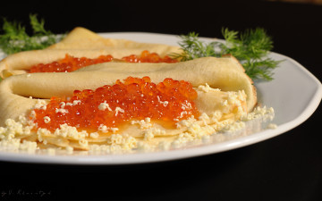 Картинка еда блины оладьи тарелка икра укроп