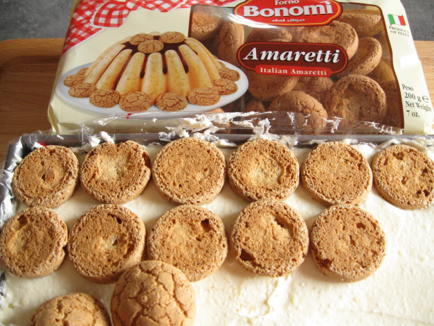 Обои картинки фото автор, varvarra, еда, пирожные, кексы, печенье, упаковка