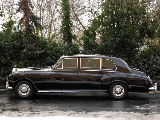 Обои картинки фото rolls-royce phantom vi 1968, автомобили, rolls-royce, 1968, vi, phantom