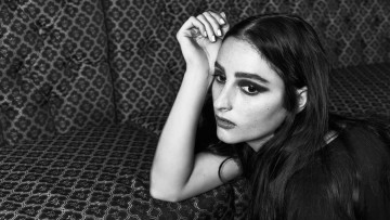 Картинка banks музыка девушка певица