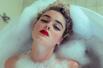 Картинка stefania+ferrario девушки stefania ferrario plus size блондинка блонда причёска модель полная девушка красотка поза фигура флирт взгляд макияж