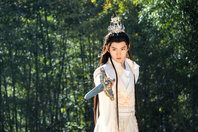 Обои картинки фото кино фильмы, till the end of the moon, заклинатель, меч