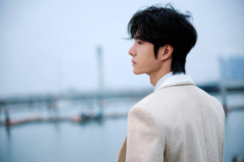 обоя мужчины, wang yi bo, актер, пиджак, озеро