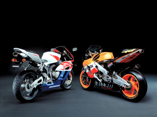 Обои картинки фото мотоциклы, honda