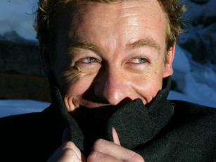 Картинка мужчины simon baker актер