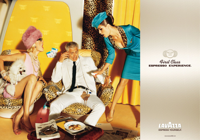 Обои картинки фото бренды, lavazza, кофе, девушка