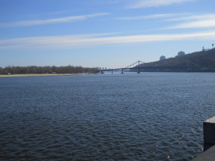 Картинка пешеходный+мост+в+киеве природа реки озера мост река днепр труханов остров