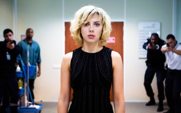 Картинка кино+фильмы lucy scarlett johansson