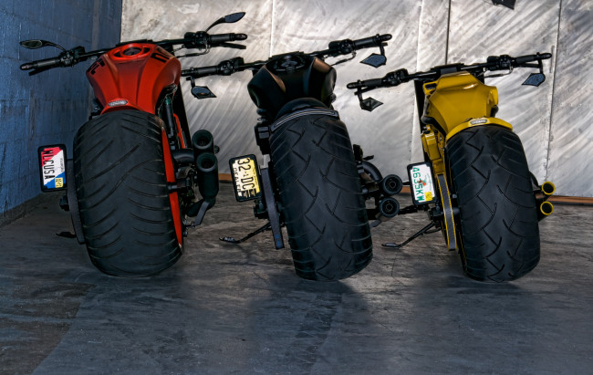 Обои картинки фото choppers, мотоциклы, customs, чопперы, custom, bikes