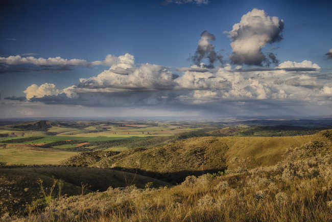 Обои картинки фото природа, пейзажи, равнина, горизонт, облака, простор