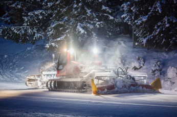 Картинка техника снегоуборочная+техника снегоход