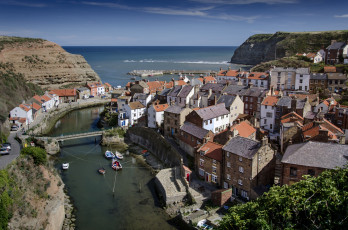 Картинка города -+панорамы бухта