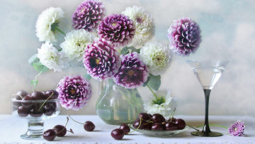 Картинка еда вишня +черешня бокал черешня георгины