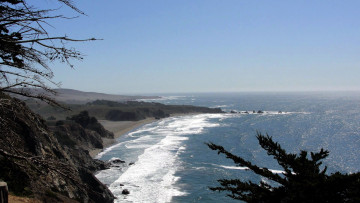 Картинка природа побережье холмы волны море