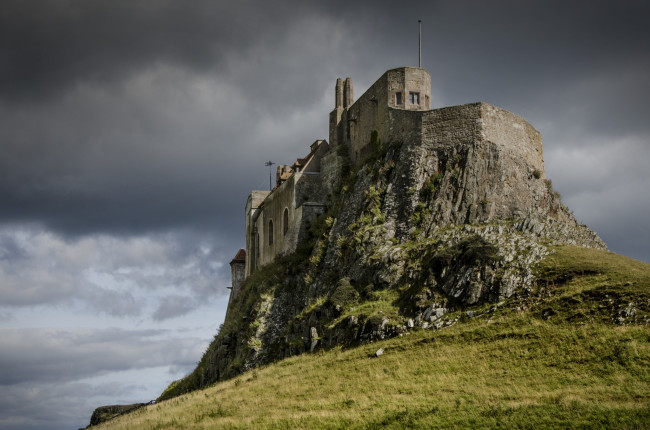 Обои картинки фото города, - дворцы,  замки,  крепости, скала, замок