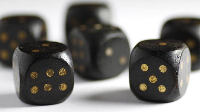 Обои картинки фото разное, настольные игры,  азартные игры, кубики, кости