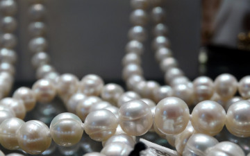 Картинка разное украшения +аксессуары +веера бусы жемчуг