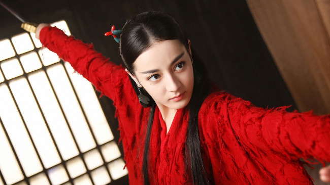 Обои картинки фото кино фильмы, the flame`s daughter, девушка, оружие