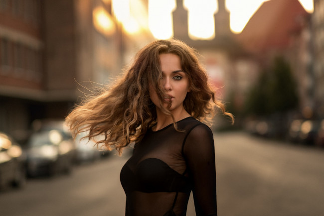 Обои картинки фото девушки, - брюнетки,  шатенки, девушка, красивая, супер, секси, няша, нежная, классная, модница, лапочка, мадам