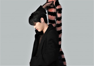 Картинка мужчины cho+seunguoun cho seunguoun пальто шарф сетка