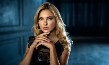 Картинка девушки carla+sonre блондинка взгляд локоны