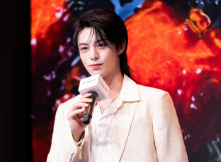 Картинка мужчины wang+hedi+ dylan+wang дилан ван