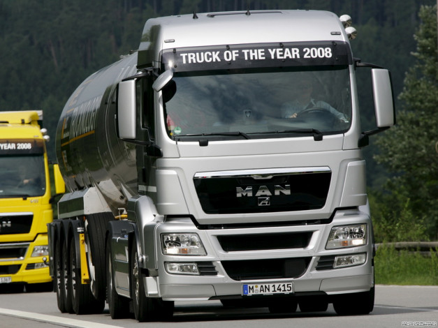 Обои картинки фото автомобили, man