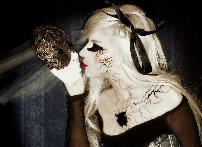 Обои картинки фото -Unsort Креатив, amely, style, девушки, unsort, креатив, трещина, блондинка, маска