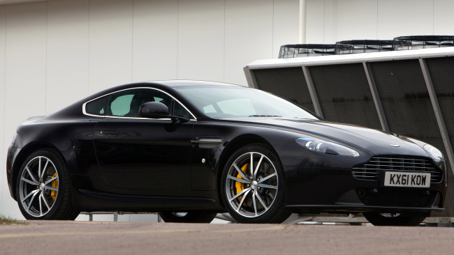 Обои картинки фото aston, martin, v8, автомобили, великобритания, элитные, ltd