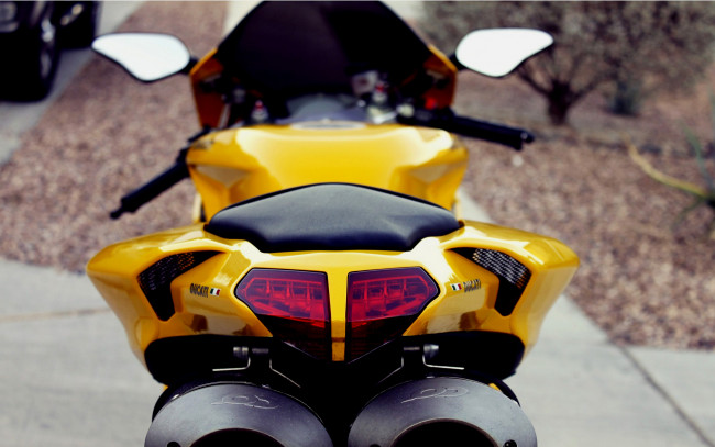 Обои картинки фото мотоциклы, ducati