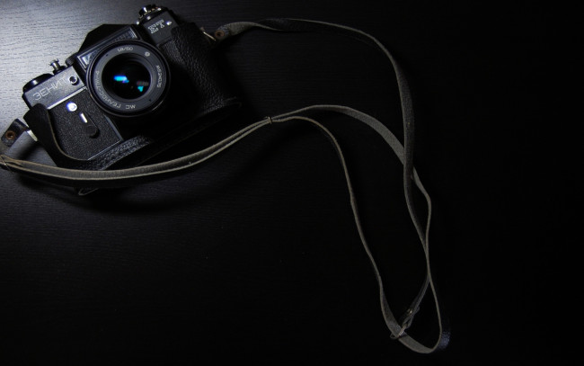 Обои картинки фото бренды, зенит, фотоаппарат