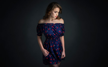 Картинка девушки -+брюнетки +шатенки шатенка платье