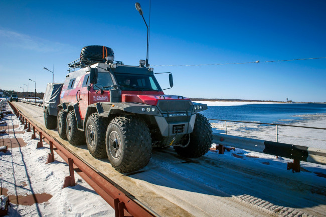 Обои картинки фото техника, вездеходы, вeздеход, шаман, пeрeправа