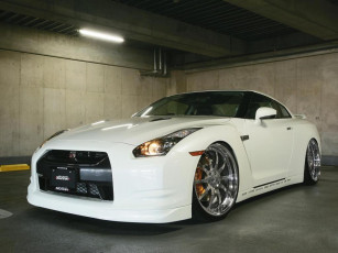 Картинка автомобили nissan datsun