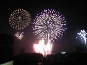 Картинка разное салюты фейерверки